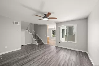 Photo #6: 240021043 Listing