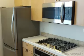 Photo #2: 240021060 Listing