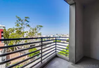 Photo #1: 240021097 Listing 