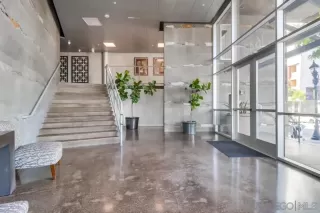 Photo #5: 240021097 Listing 