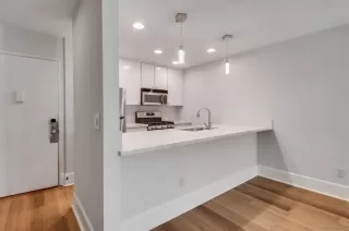 Photo #3: 240021134 Listing 