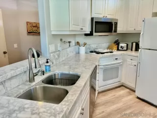 Photo #4: 240021153 Listing