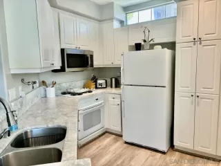 Photo #6: 240021153 Listing