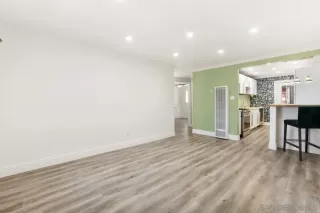 Photo #3: 240021197 Listing 