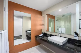 Photo #4: 240021219 Listing 