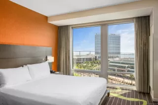 Photo #2: 240021222 Listing