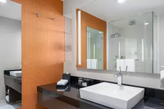 Photo #6: 240021222 Listing