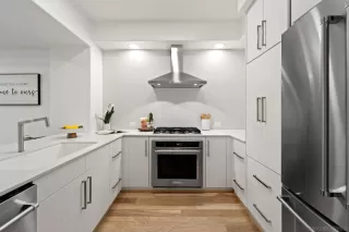 Photo #1: 240021268 Listing 