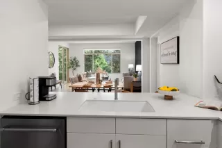 Photo #2: 240021268 Listing 