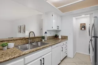 Photo #4: 240021311 Listing