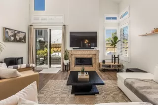 Photo #2: 240021341 Listing