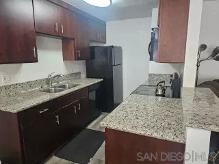 Photo #1: 240021414 Listing 