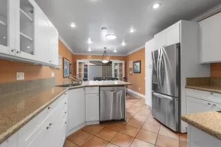 Photo #5: 240021491 Listing 