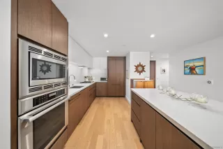 Photo #4: 240021510 Listing