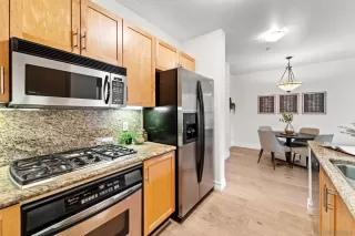 Photo #3: 240021518 Listing