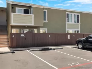 Photo #4: 240021530 Listing