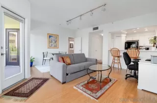 Photo #1: 240021544 Listing