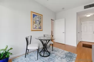 Photo #5: 240021544 Listing