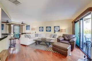 Photo #6: 240021597 Listing 