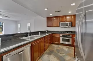 Photo #2: 240021623 Listing