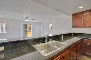 Photo #5: 240021623 Listing