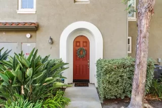 Photo #4: 240021670 Listing