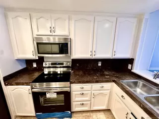 Photo #5: 240021674 Listing