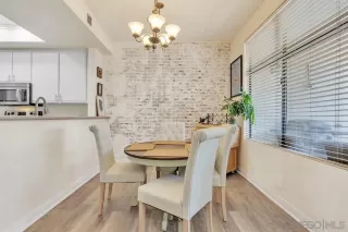 Photo #3: 240021698 Listing 