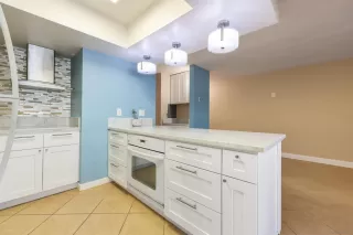 Photo #6: 240021723 Listing