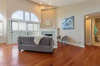 Photo #1: 240021730 Listing