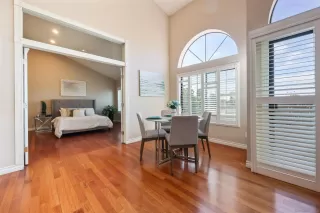 Photo #4: 240021730 Listing