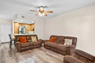 Photo #3: 240021742 Listing