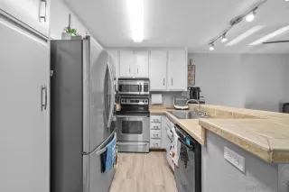 Photo #2: 240021767 Listing