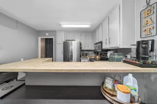 Photo #4: 240021767 Listing