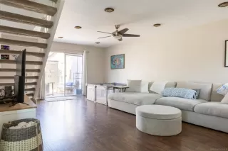 Photo #2: 240021817 Listing