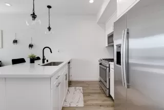 Photo #2: 240021867 Listing