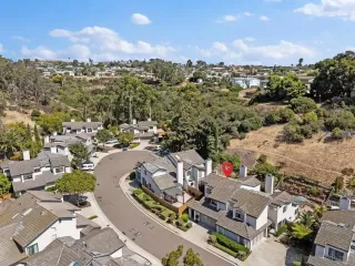 Photo #1: 240021871 Listing 