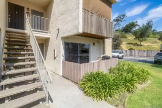 Photo #3: 240021948 Listing