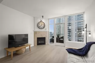 Photo #1: 240021982 Listing