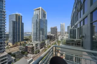 Photo #4: 240021982 Listing