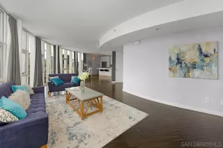 Photo #4: 240022155 Listing 