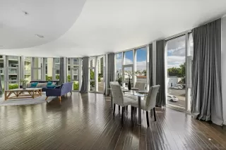 Photo #5: 240022155 Listing 