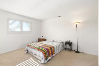 Photo #6: 240022195 Listing