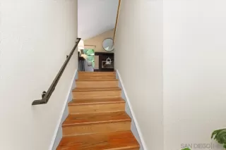 Photo #5: 240022275 Listing