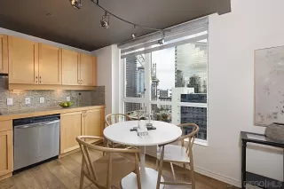 Photo #2: 240022285 Listing