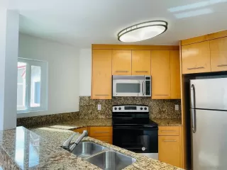 Photo #4: 240022293 Listing