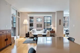 Photo #5: 240022300 Listing