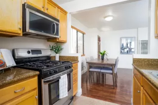 Photo #2: 240022327 Listing