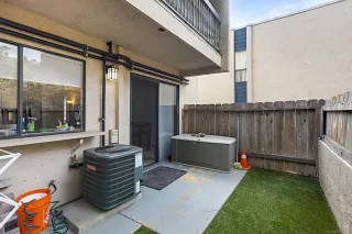 Photo #2: 240022336 Listing