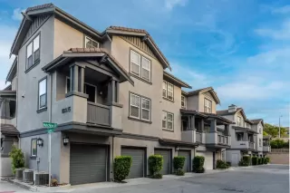 Photo #1: 240022340 Listing